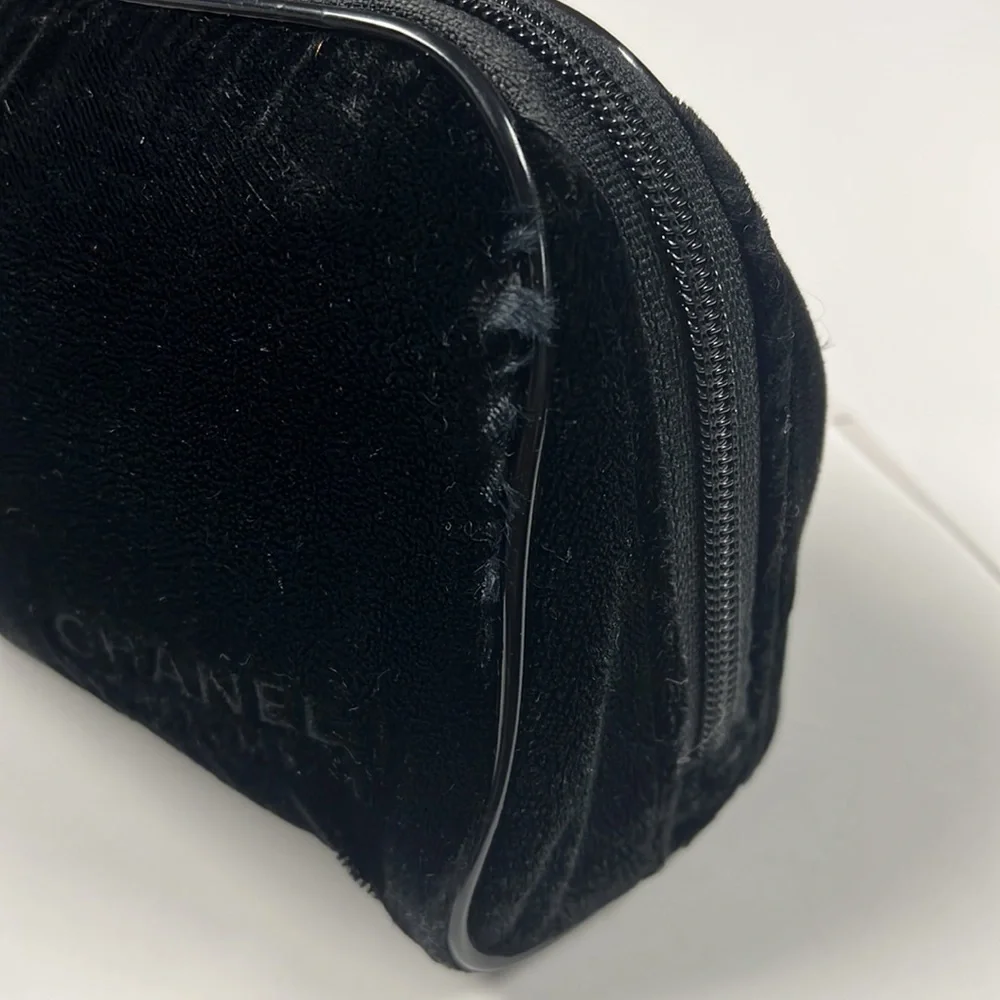 CHANEL Parfums Black Velvet Zip Clutch Pouch Cosmetics Bag